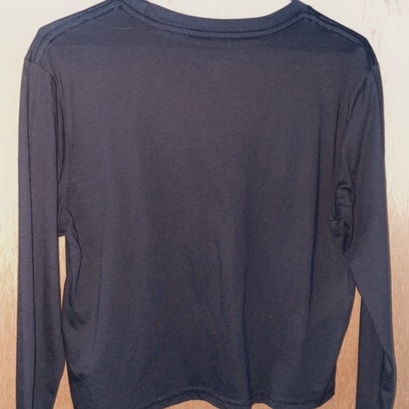 Long crop sleeve , wore it 2-3 times - Picture 2 of 2